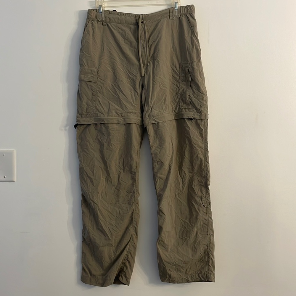 The North Face hiking pants w Zip Short